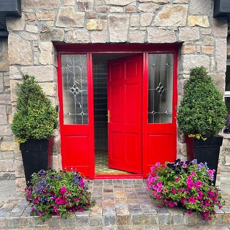 Cosy Rooms In A Stone Cottage Galway Exterior photo